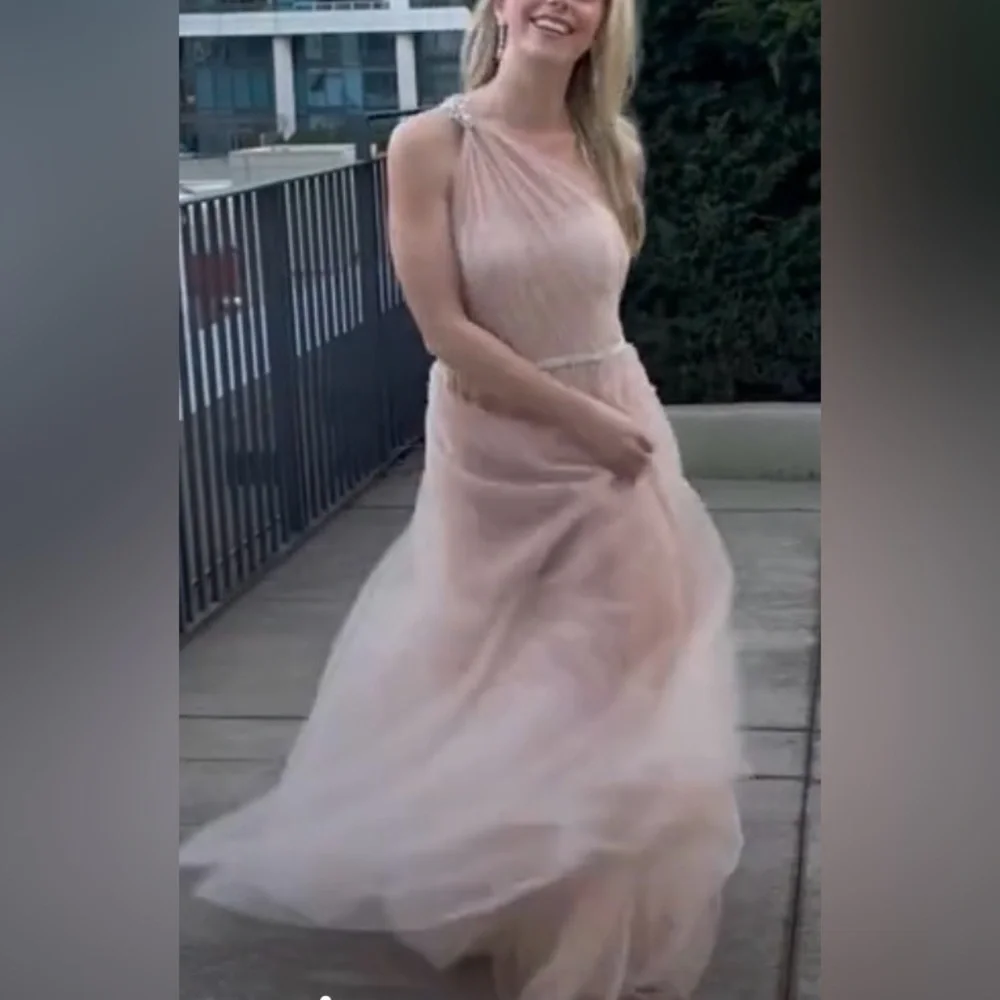 Mark Zunino one-shoulder dress, draped tulle w/ crystal waist & strap. Prom. 13 - Picture 3 of 16